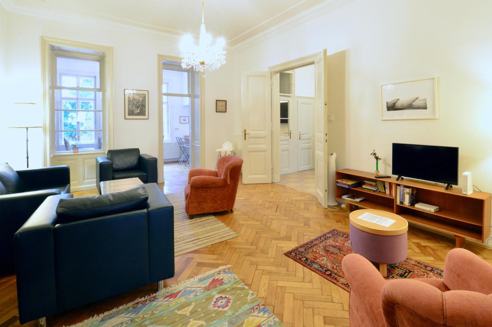 Flat - 1 Free Parking Space At The Metro Appartement *
