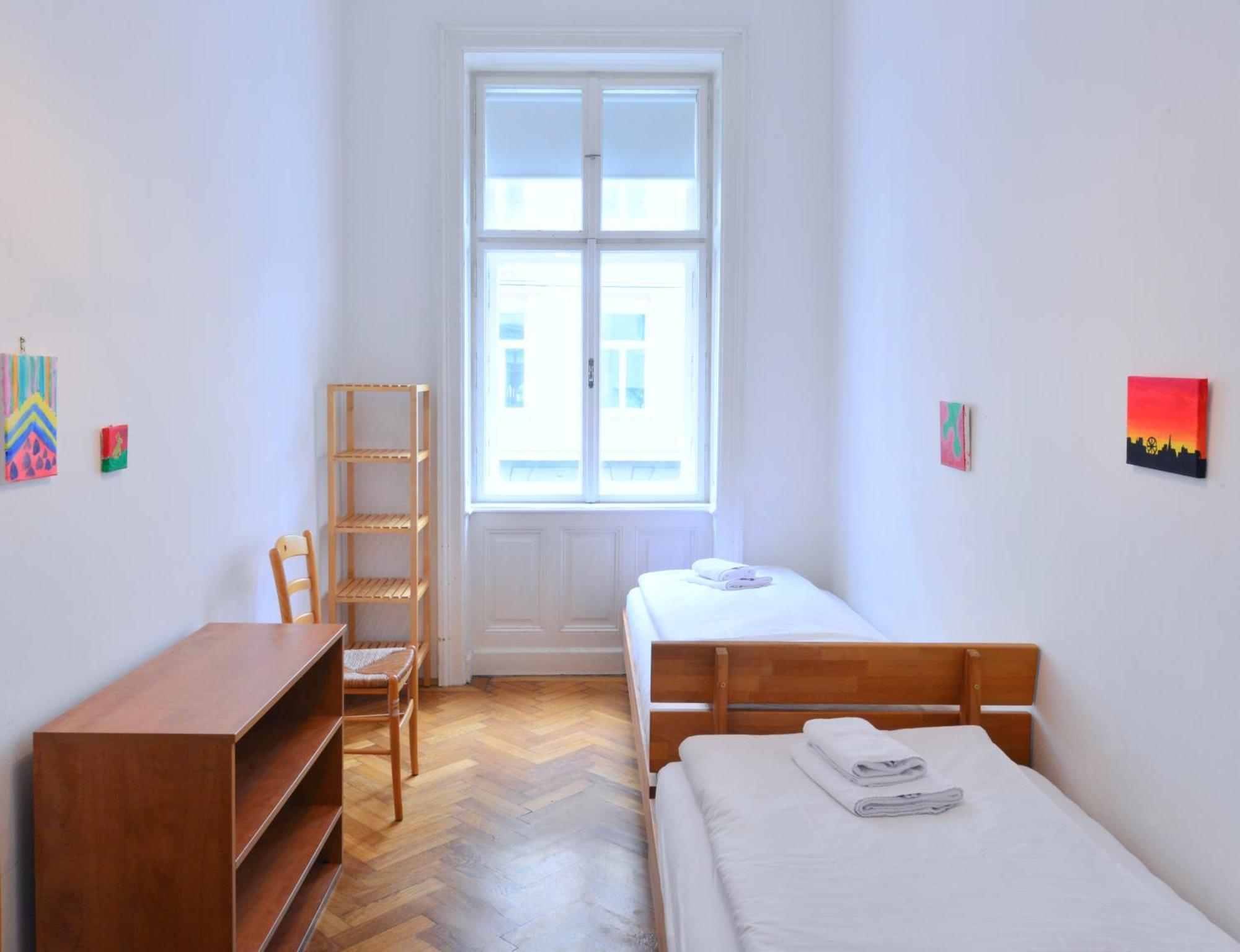 Flat - 1 Free Parking Space At The Metro Appartement